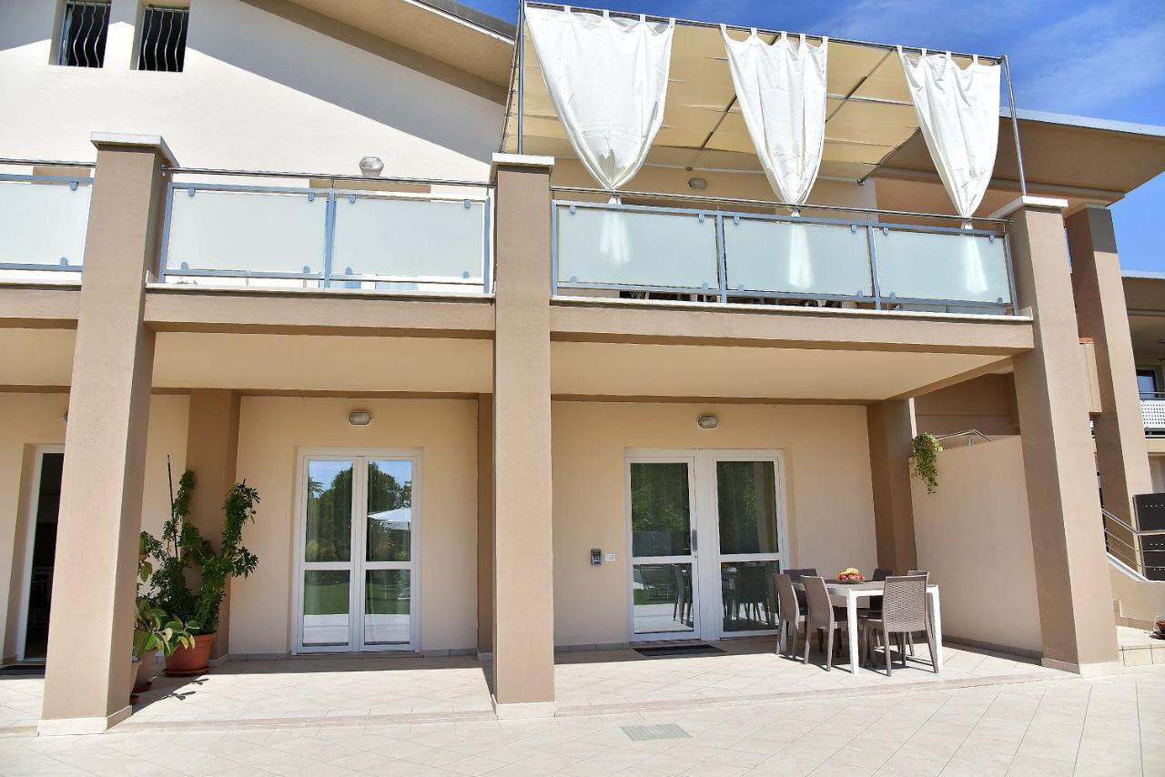 Garda Bloom Holiday Apartments Padenghe sul Garda Exteriér fotografie