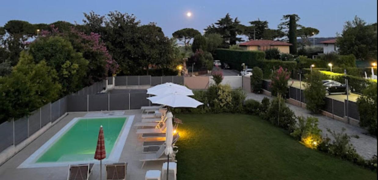 Garda Bloom Holiday Apartments Padenghe sul Garda Exteriér fotografie